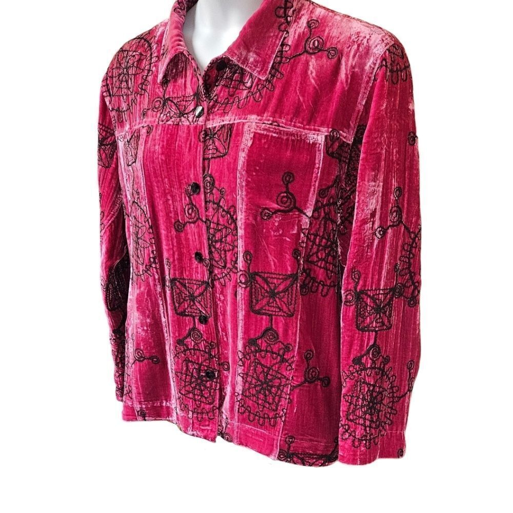  CHICO'S FUSHIA & BLACK NEW embroidered designs  longSleeve velvet silk Jacket - Picture 4 of 17
